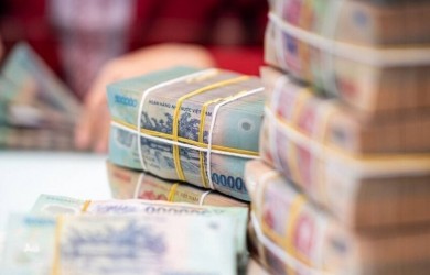 Lãi suất liên ngân hàng giảm 2,9 điểm phần trăm sau giai đoạn tăng nóng